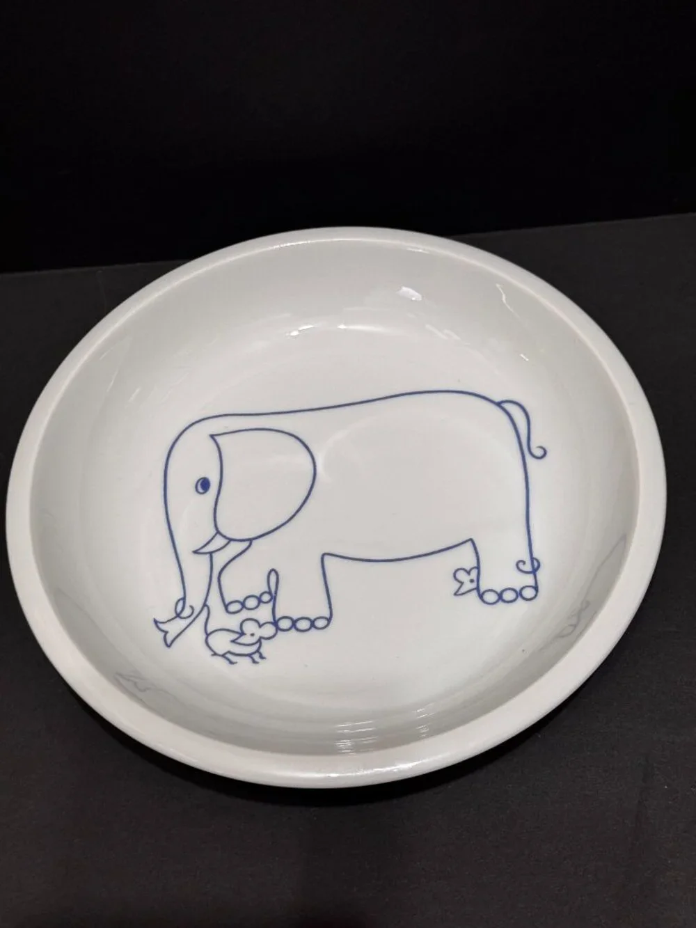 Spal Porcelanas Elephant Design 3-Piece Dinnerware Set, Portugal Circa 1978-1980